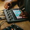 NOVATION CIRCUIT-RYTHM  BOITE A RYTHME A MATRICE RGB