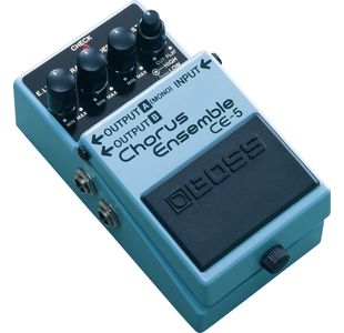 BOSS CE-5 PEDALE STEREO CHORUS