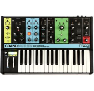 MOOG GRANDMOTHER SYNTHETISEUR SEMI-MODULAIRE ANALOGIQUE