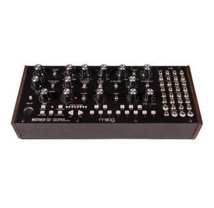 MOOG MOTHER 32 SYNTHETISEUR SEMI-MODULAIRE ANALOGIQUE