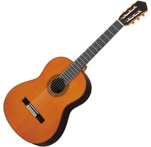 YAMAHA GC22C "GRAND CONCERT" GUITARE CLASSIQUE - Table en cèdre